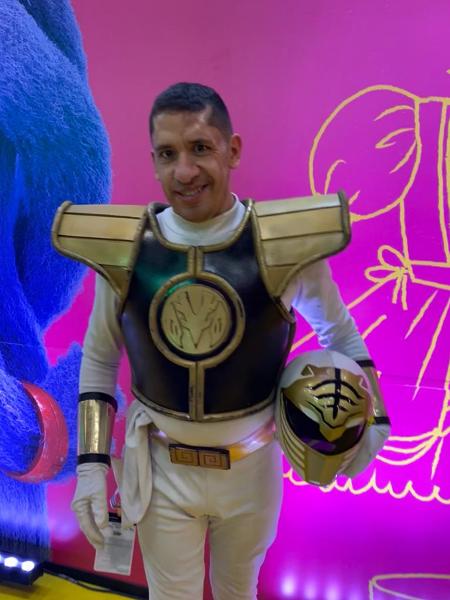 Pedro tem sua fantasia de Power Ranger desde 2018