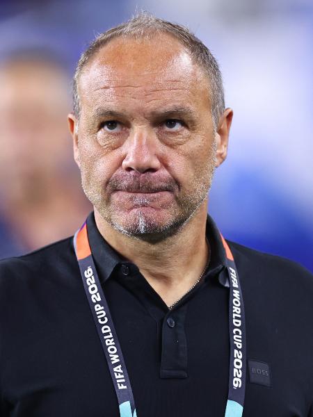 Técnico Sebastien Migne alerta Haiti para erros após derrota na Copa Técnico Sebastien Migne alerta Haiti para erros após derrota na Copa