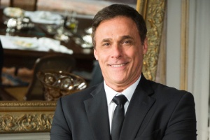 Oscar Magrini é Régis em "A Regra do Jogo" - Divulgação - Divulgação