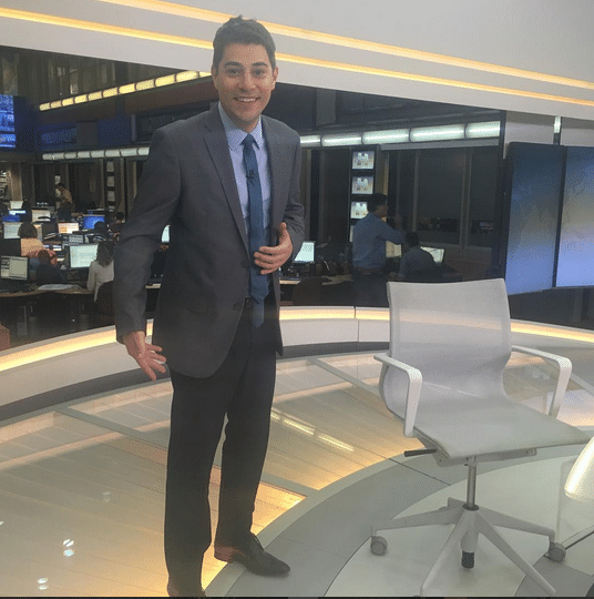13.mai.2015 - Novato nas redes sociais, o jornalista Evaristo Costa ganhou cerca de 104 mil seguidores no Facebook e outros10 mil no Instagram em apenas uma semana. O âncora do "Jornal Hoje" decidiu se render à internet na primeira semana de maio - Reprodução/Instagram/evaristocostaoficial
