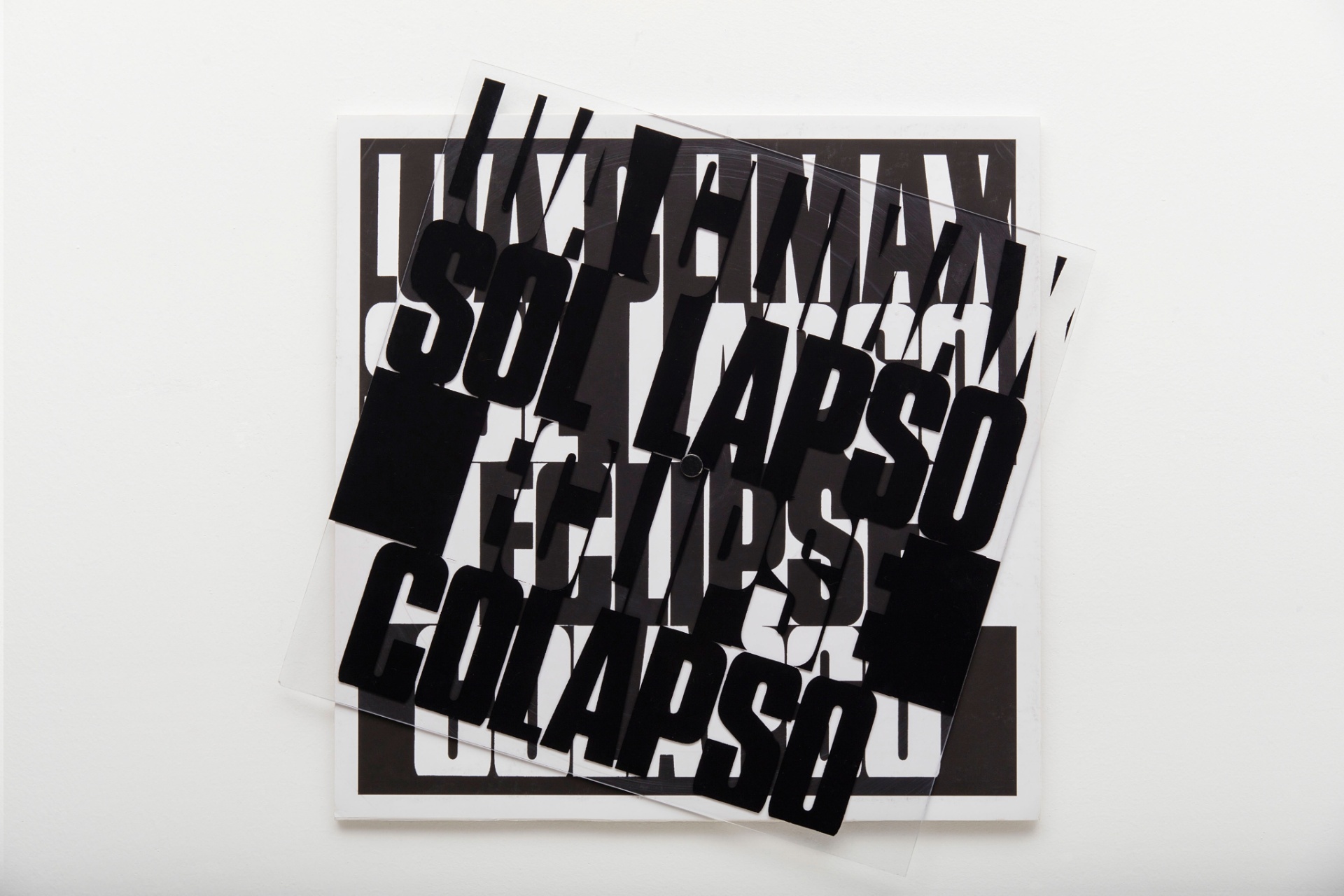 "Eclipe", de Lenora de Barros - Divulgação