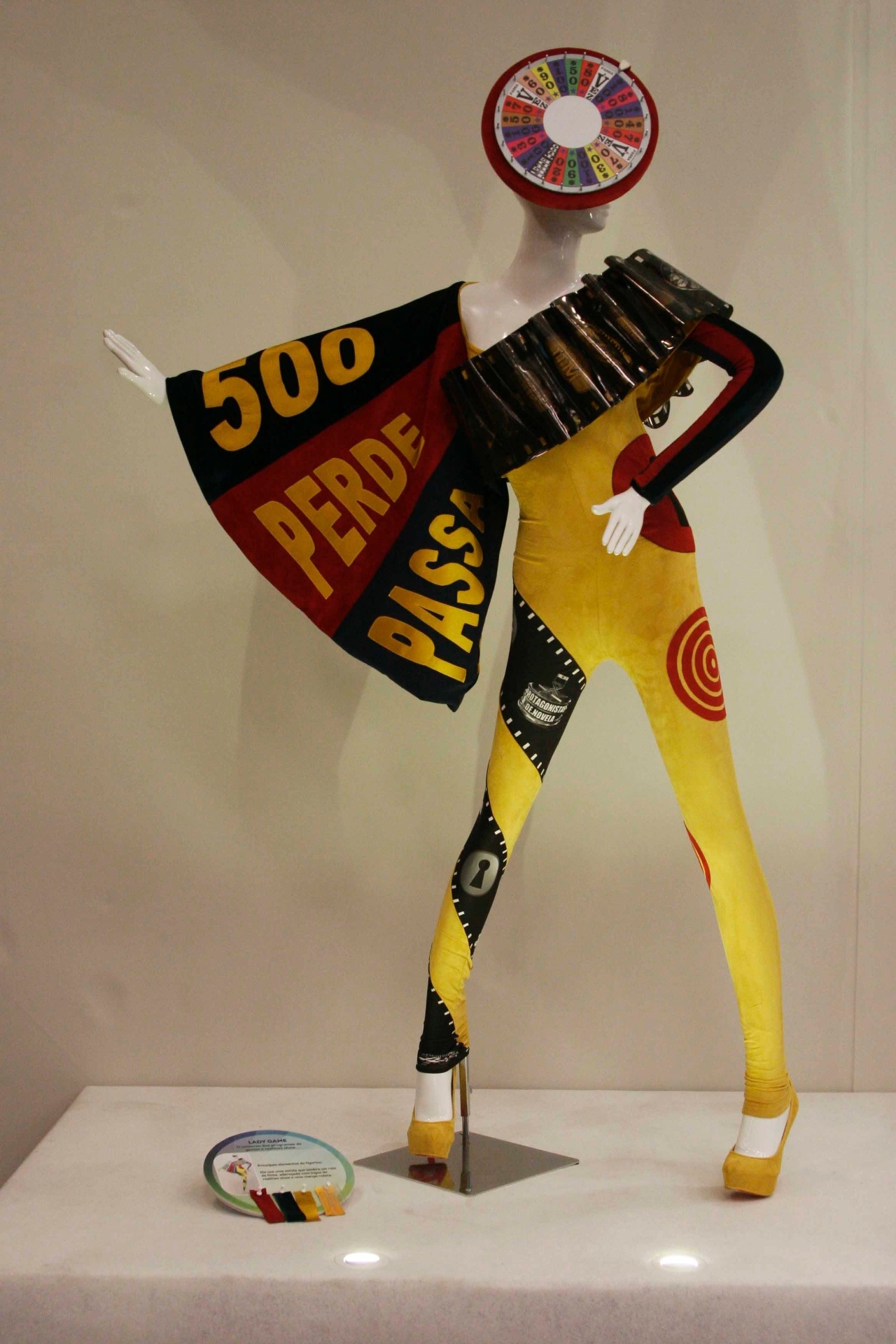 SBT organiza exposição com sete figurinos que representam a essência da emissora - Cauana Fernandes/SBT