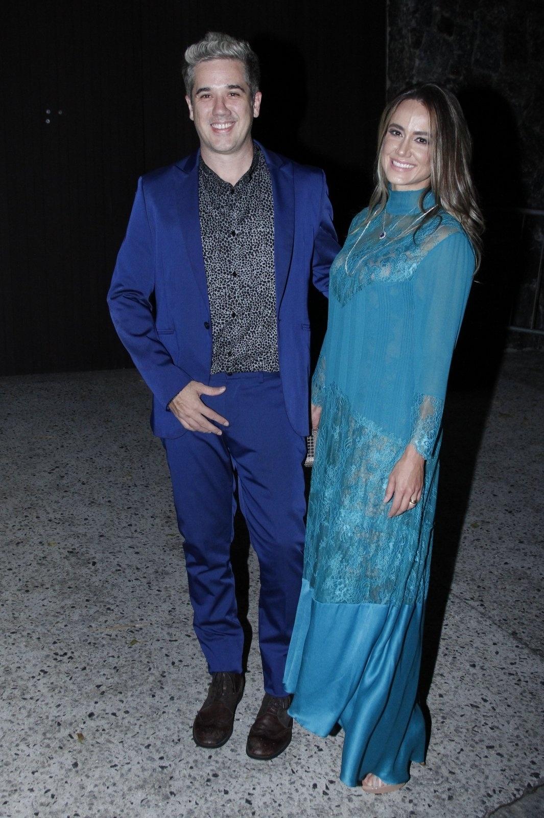 Rogério Flausino com a mulher, Ludmila Carvalho, na festa de casamento do empresário de Madonna e Michelle Alves - Marcos Ferreira / Brazil News