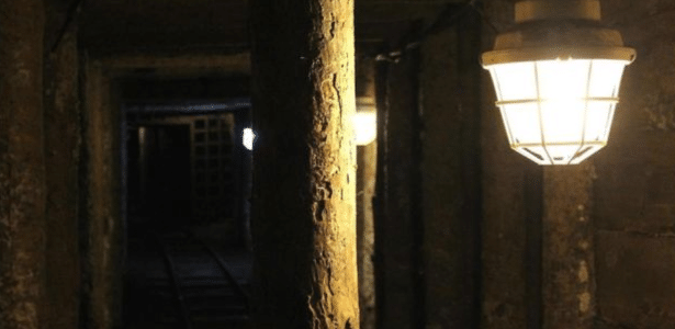 Soviéticos usavam checos para garimpar urânio - Matthew Vickery - Matthew Vickery