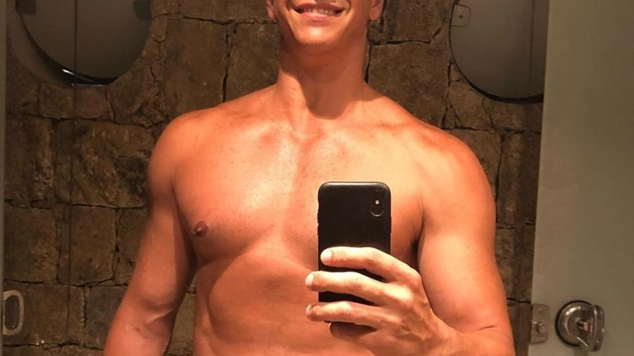 Márcio Garcia leva um estilo de vida fitness e posta fotos de treinos no Instagram - Reprodução/Instagram