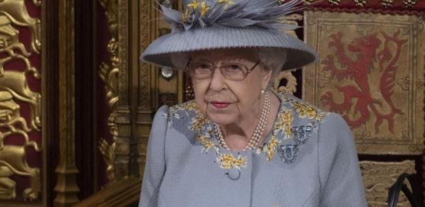 Rainha Elizabeth 2ª ganha filhote de cachorro de príncipe Andrew - Vimarsana News