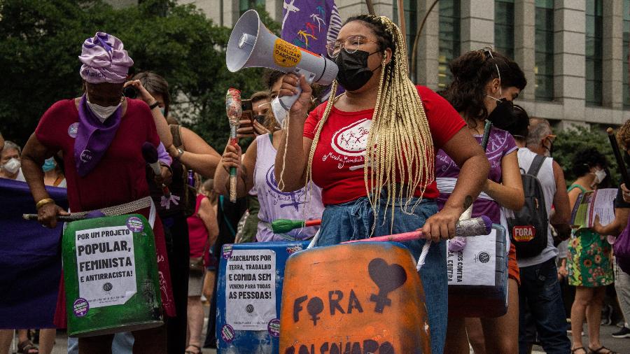 Na Avenida Paulista, manifestantes entoaram gritos de "Fora, Bolsonaro" - Anna Casiraghi/Revista Esquinas