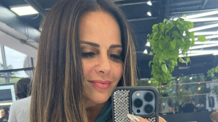 Viviane Araújo compartilhou resultado de megahair em suas redes sociais - Reprodução/Instagram