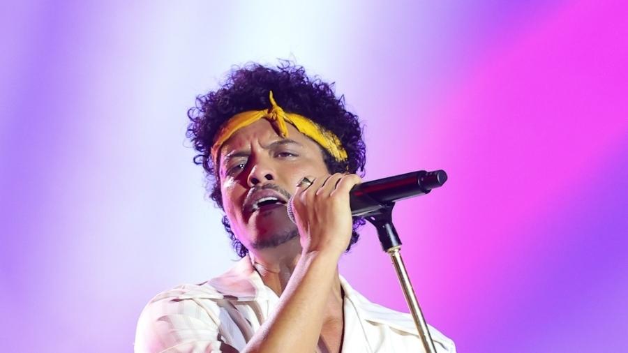 Bruno Mars se apresenta no Brasil em outubro
