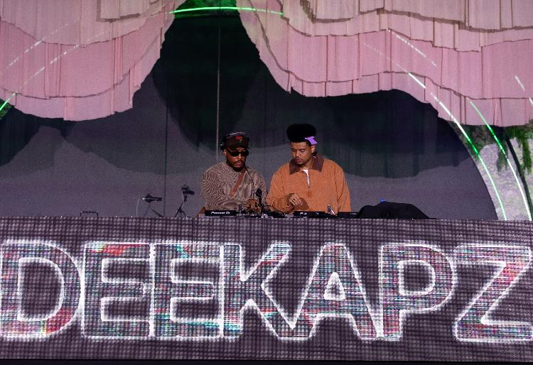 A dupla de DJs Deekapz, que se apresentou no Coala Festival 2024