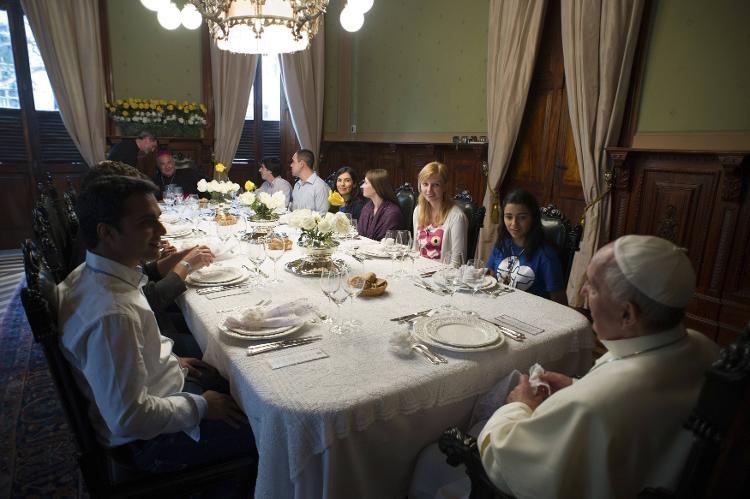 Papa Francisco em jantar oferecido pela Arquidiocese do Rio de Janeiro, em 2013