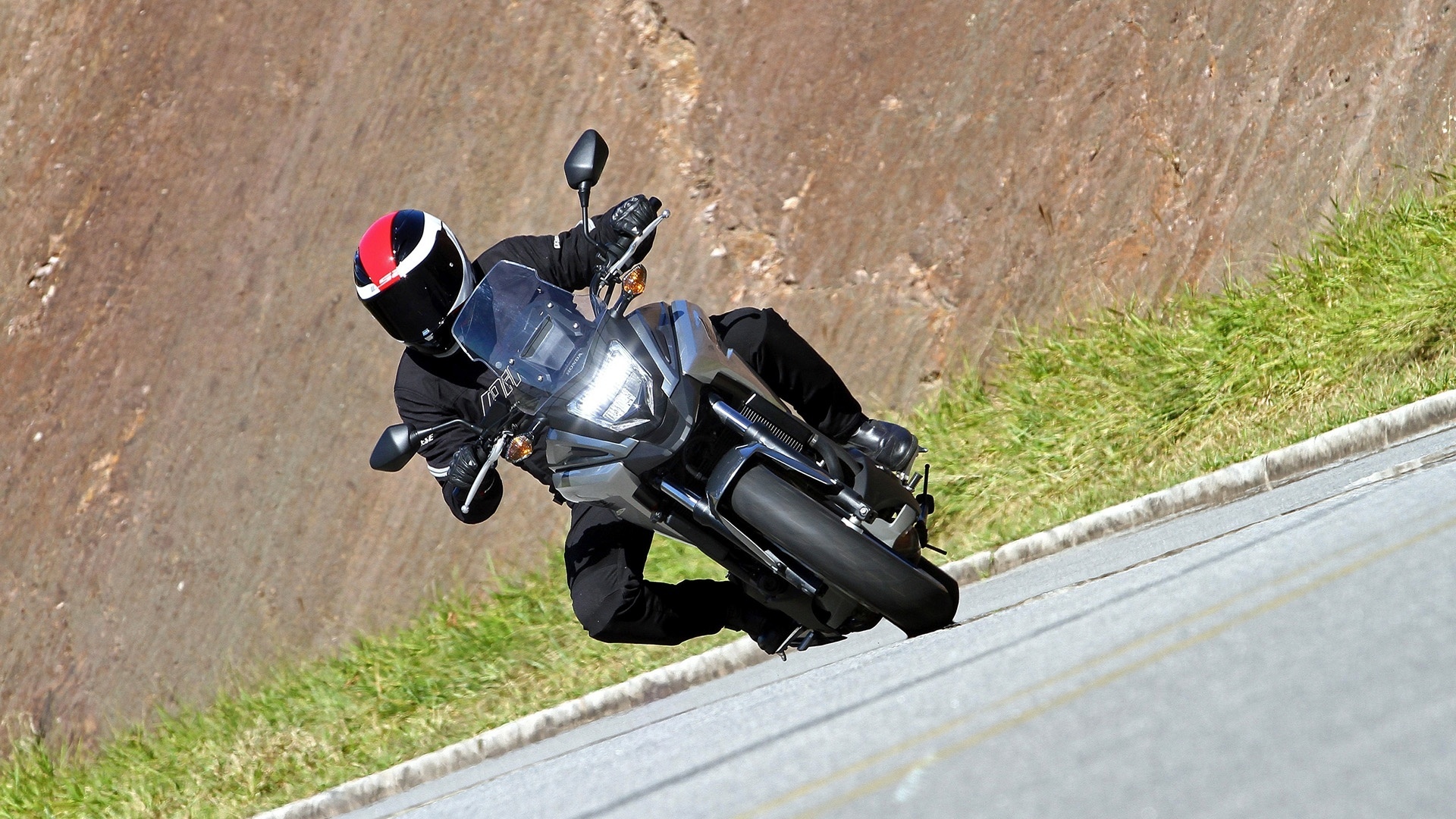 Honda NC 750X - Mario Villaescusa/Infomoto