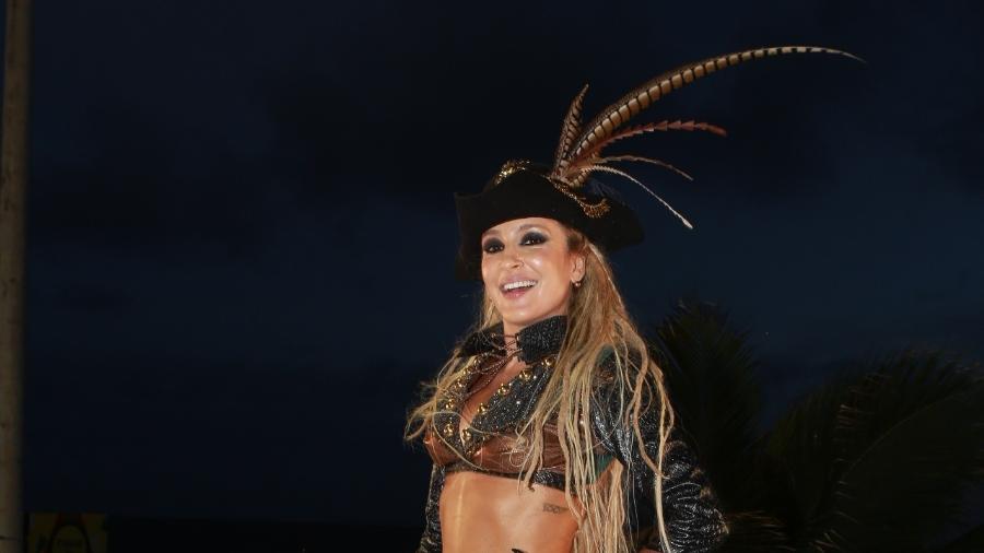Claudia Leitte em cima do trio em seu último dia de Carnaval em Salvador - Dilson Silva/AgNews