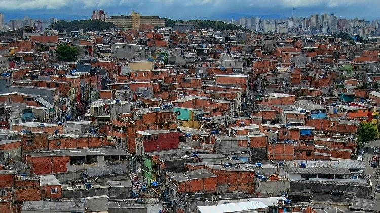 Paisagem de Heliópolis, a maior favela de São Paulo