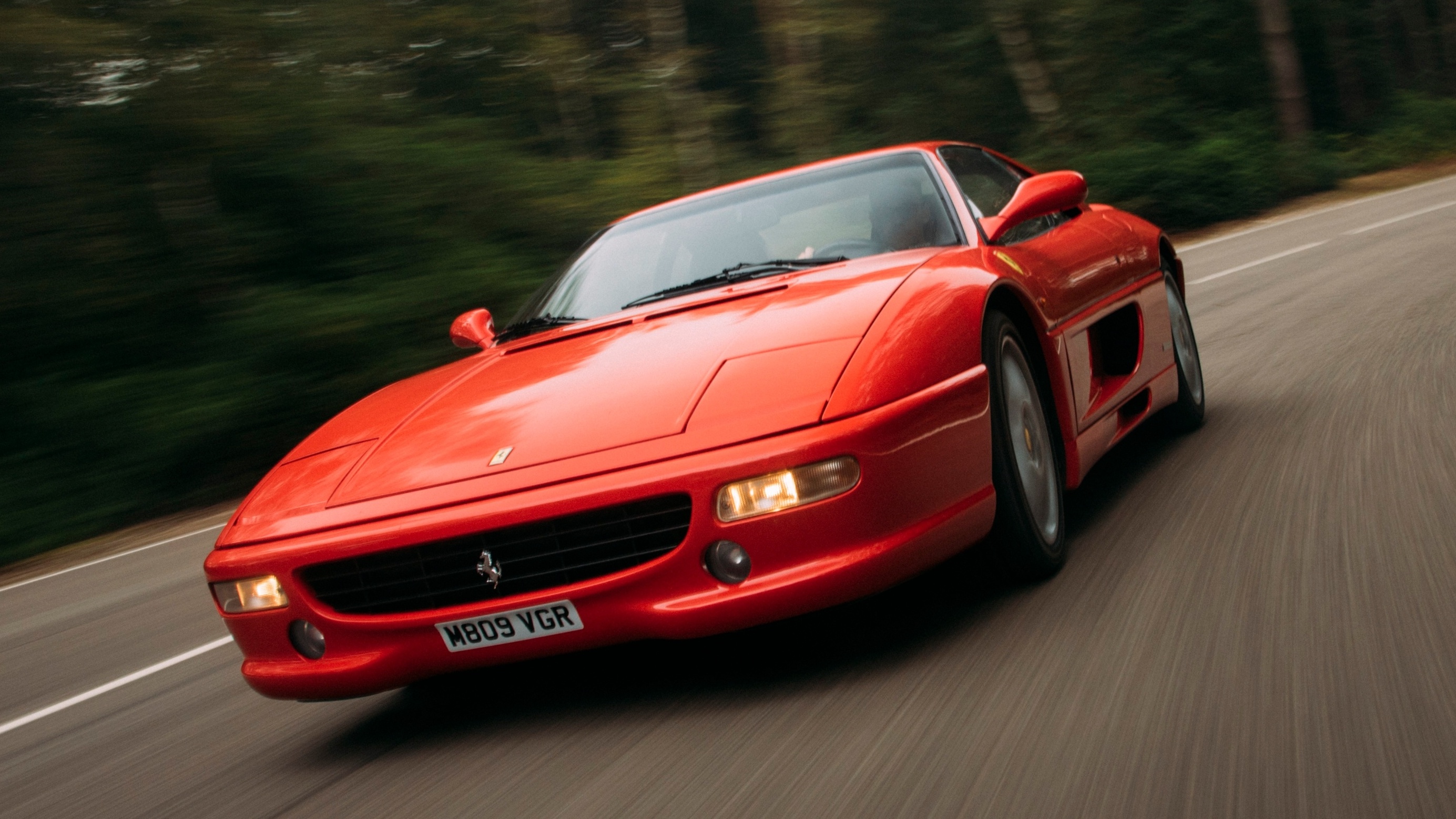 Ferarri F355 Berlinetta quase idêntica à acidentada em Guarulhos Ferarri F355 Berlinetta quase idêntica à acidentada em Guarulhos