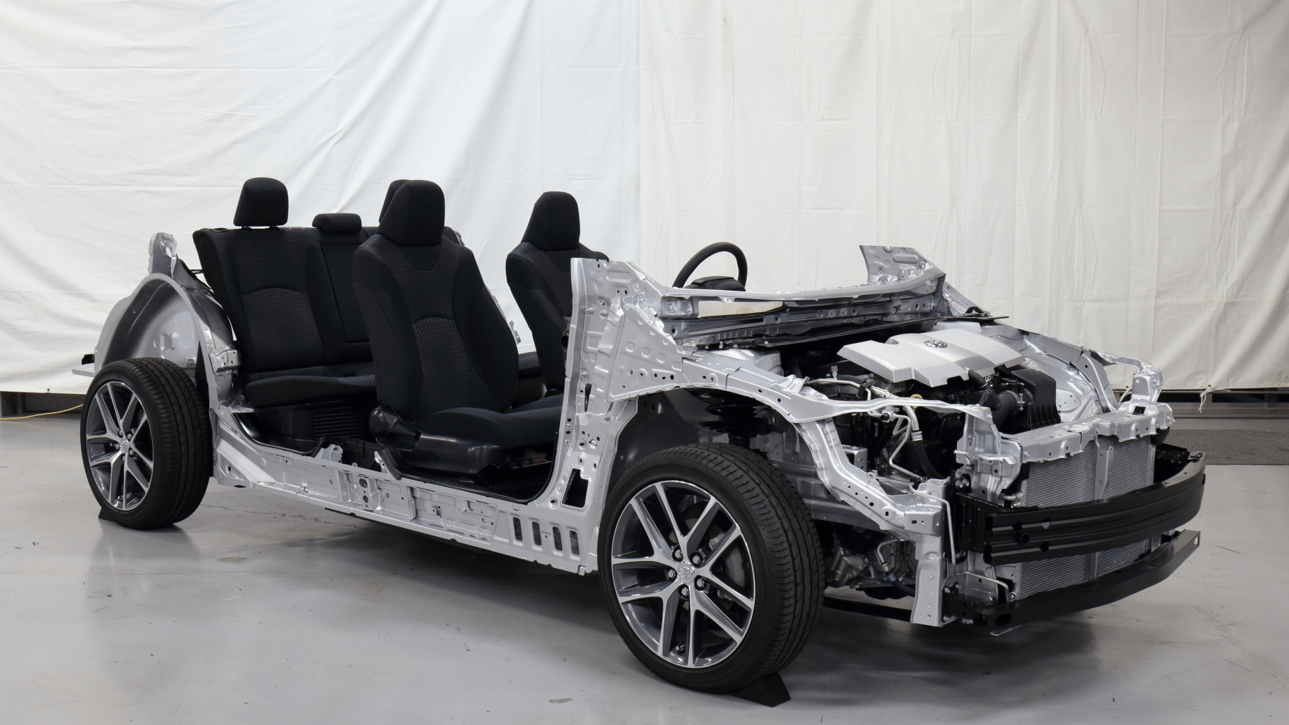 Toyota Prius plataforma TNGA - Divulgação