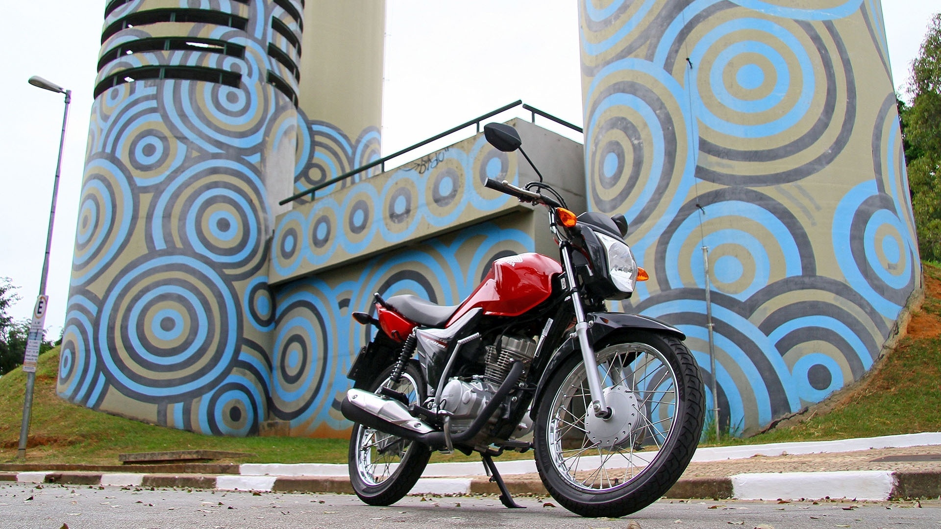 Honda CG 125i Fan - Mario Villaescusa/Infomoto