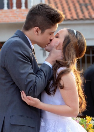 Larissa Manoela e João Guilherme em cena de "Cúmplices" - Lourival Ribeiro/Divulgação/SBT - Lourival Ribeiro/Divulgação/SBT