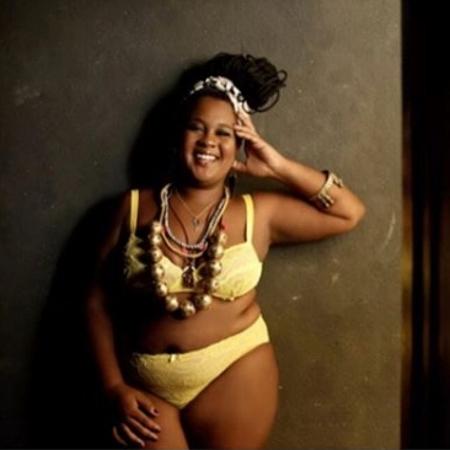 Ex-BBB Roberta em foto de ensaio sensual - Reprodução/Instagram