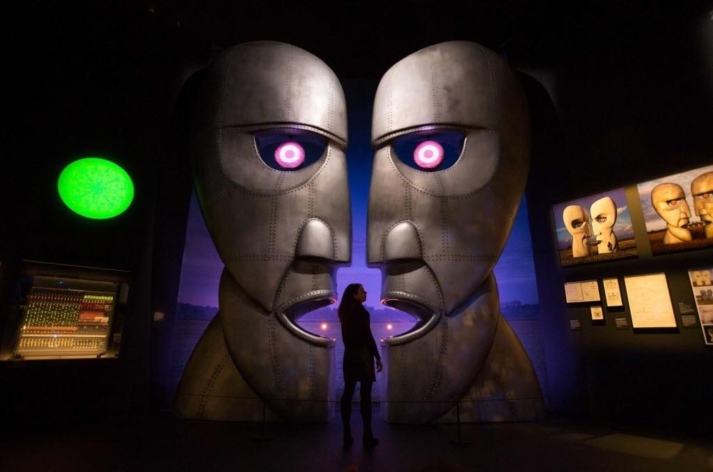 "The Pink Floyd Exhibition: Their Mortal Remains" celebra obra da banda no Victoria and Albert Museum, em Londres - Daniel Leal-Olivas/AFP Photo