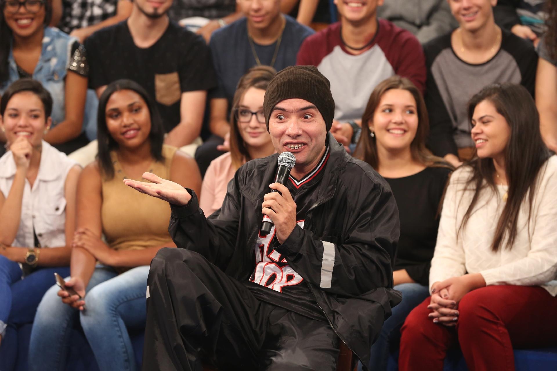 Marco Luque no "Altas Horas" - Carol Caminha/Divulgação/Gshow