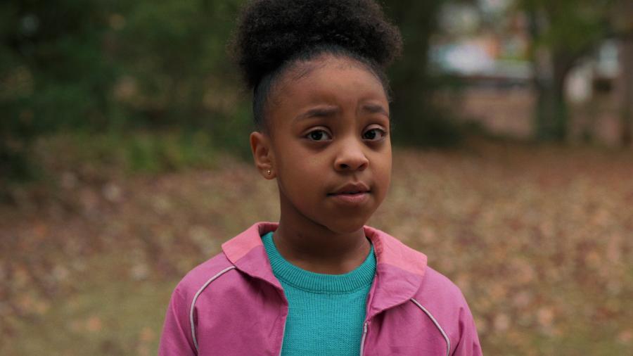 Erica (Priah Ferguson), a irmã de Lucas, roubou a cena na segunda temporada de "Stranger Thnigs" - Divulgação/Netflix