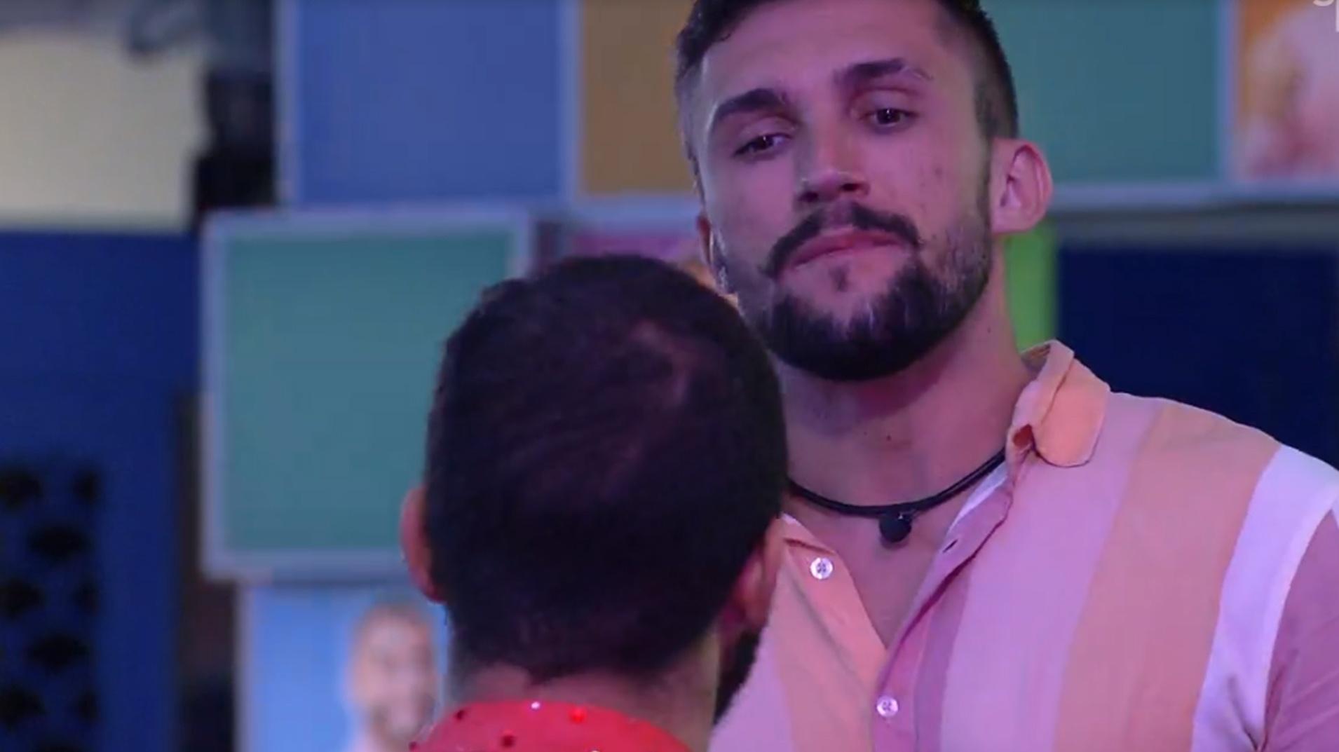 BBB 21: Arthur and Gilberto talking about the party - Playback / Globoplay