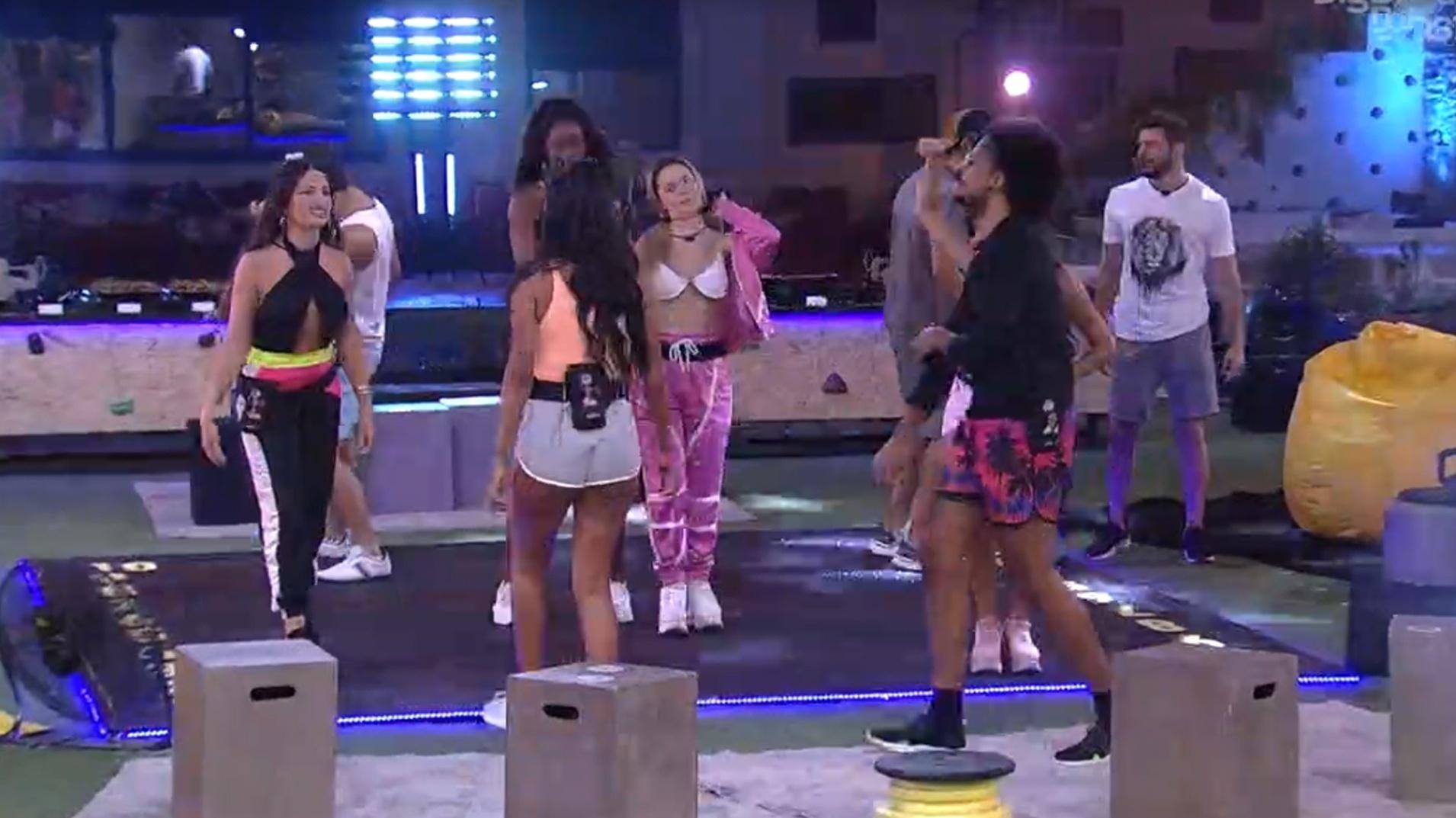 BBB 21: Brothers curtem festa do líder Arthur - Reprodução/Globoplay