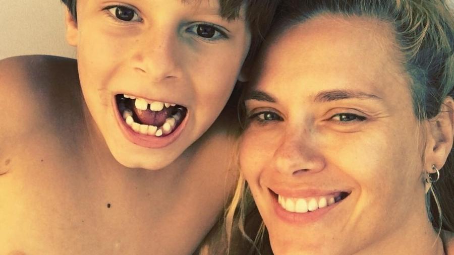 Carolina Dieckmann e o filho, José Worcmann - Instagram/@loracarola