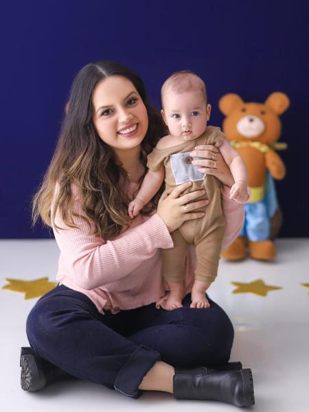 Kaoana Della Flora, 28 anos e com filho de quatro meses, Luis Miguel - arquivo pessoal
