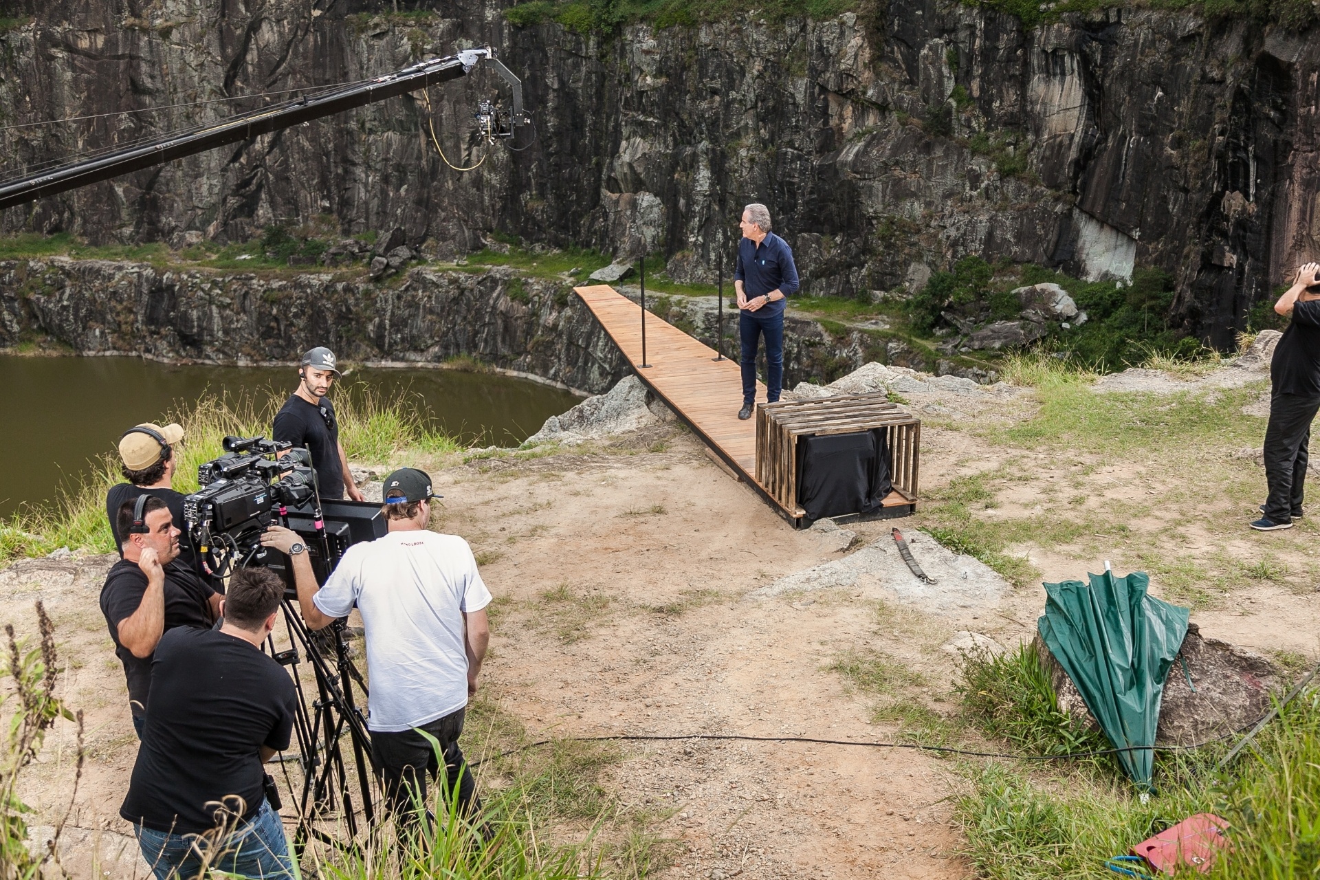 Prova do "Power Couple" em pedreira - Divulgação/Record