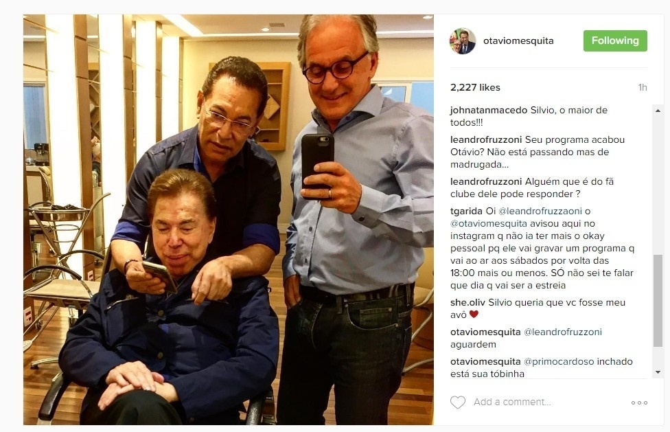 22.set.2016 - Sem medo de tomar uma bronca do patrão, Otávio Mesquita clica Silvio Santos sem maquiagem, no Jassa. "Eu fico impressionado com a vitalidade, humor, inteligência, serenidade e atenção, do Silvo Santos! Quero chegar aos 85 anos assim", escreveu o apresentador - Reprodução/Instagram/otaviomesquita