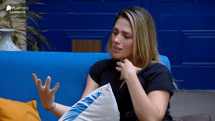 Nadja reclamou sobre os demais peões em conversa com Rafael Ilha - Reprodução/PlayPlus