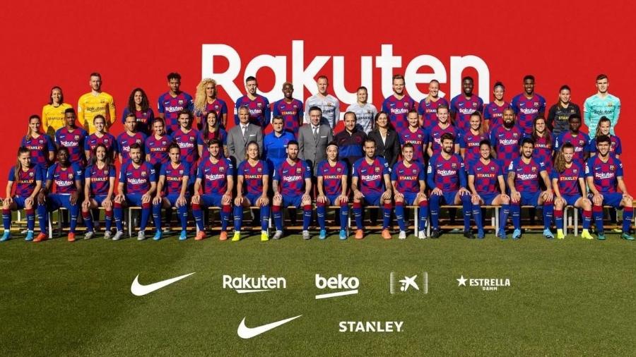 A primeira foto oficial do Barcelona em que atletas homens e mulheres aparecem juntos - Divulgação/Barcelona