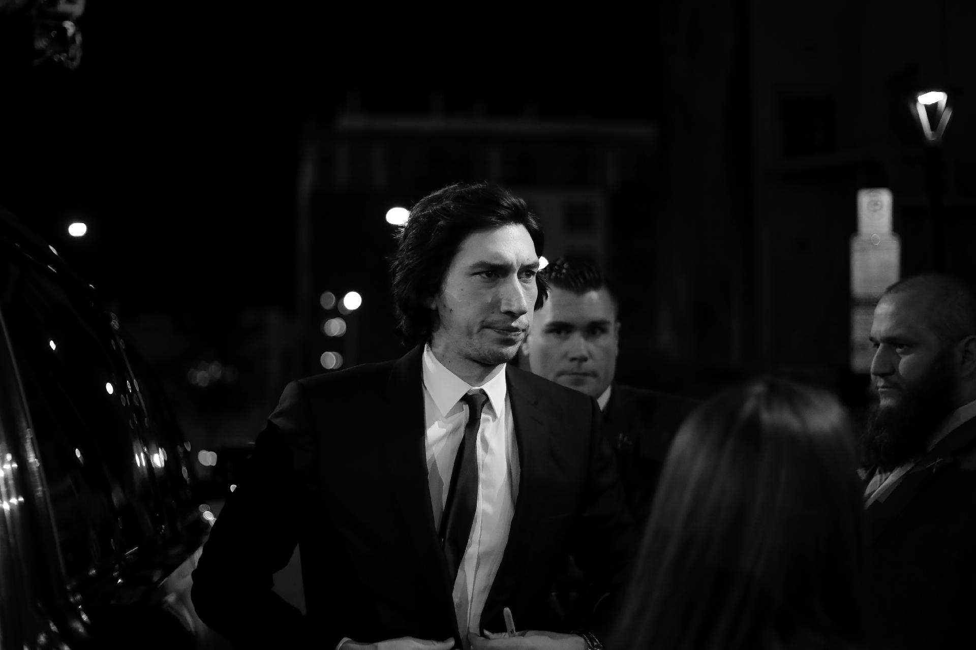 Adam Driver, que vive o vilão Kylo Ren em Star Wars, também compareceu - RICH FURY / GETTY IMAGES NORTH AMERICA / AFP