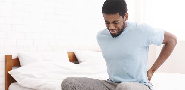 Dor nas costas nem sempre é muscular ou coluna; conheça outras causas – VivaBem