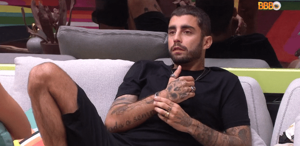 BBB 22: Pedro Scooby teoriza sobre ausência de participantes