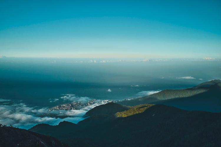 Vista panorâmica do topo da montanha Ávila, em Galipan, no Parque Nacional Waraira Repano, Venezuela - iStockphotos - iStockphotos