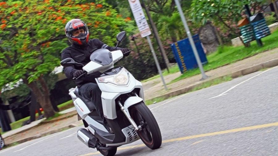 Scooters são cada vez mais vistos em grandes cidades pela praticidade e bom consumo de combustível - Infomoto