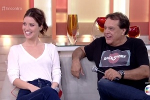 9.nov.2016 - Nathalia Dill e Dennis Carvalho lançam a novela "Rock Story" no "Encontro" - Reprodução/TV Globo - Reprodução/TV Globo