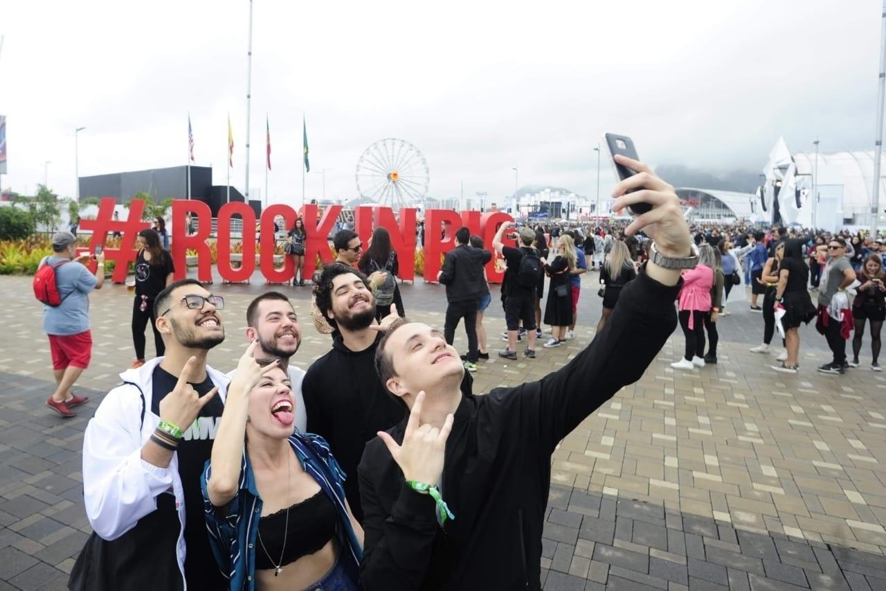 As selfies dominam o RiR - BRUNA PRADO/UOL