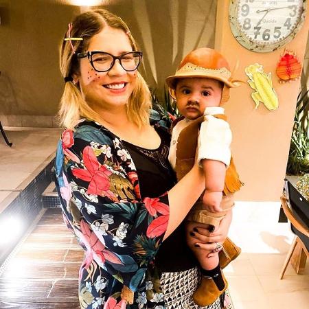 Marília Mendonça e seu filho, Léo, vestidos de caipiras - Reprodução / Instagram