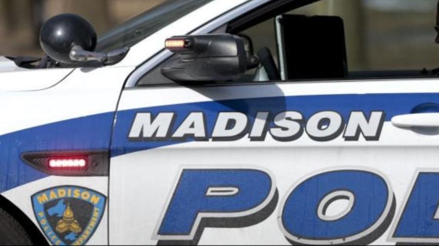 Vitura da polícia de Madison (EUA) - STEVE APPS, STATE JOURNAL