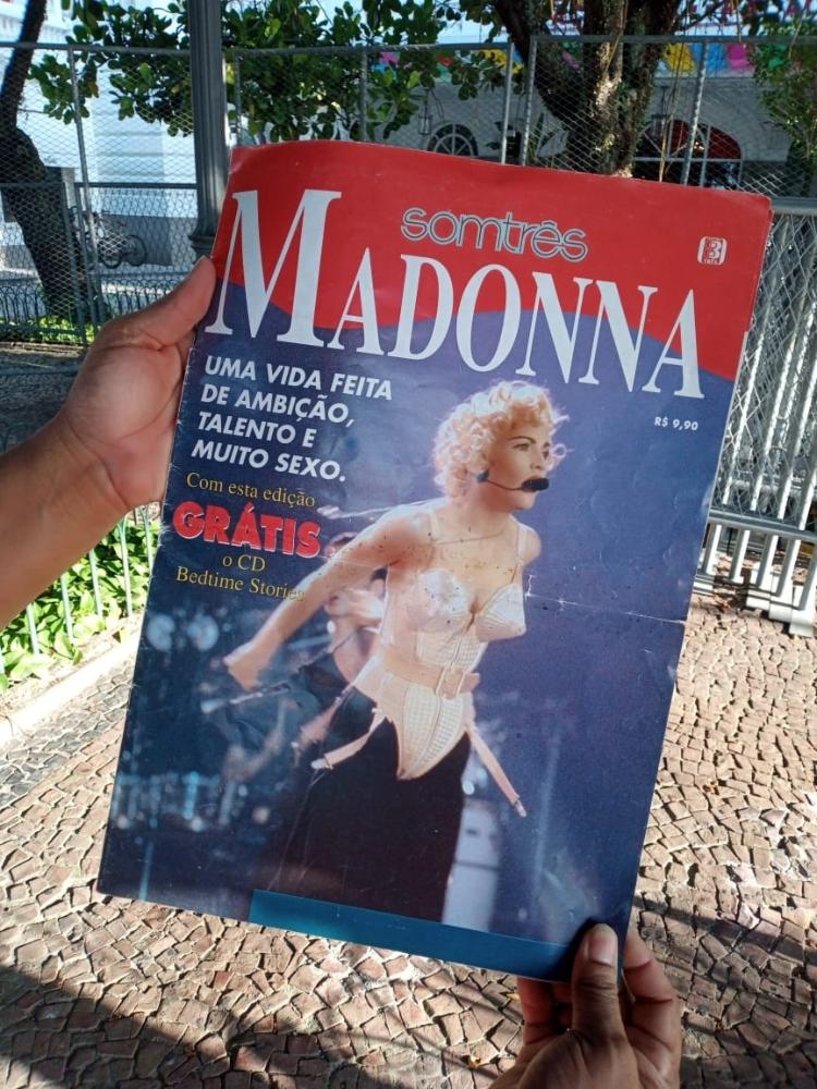 Fã de Madonna mostra encartes de 1993