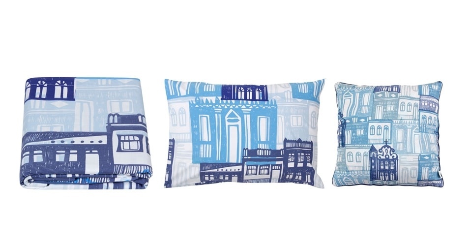 Lençol de solteiro, fronha e capa para almofada Casario, 100% algodão e 200 fios, à venda na Tok & Stok (www.tokstok.com.br). A medida do lençol é 160 cm x 235 cm. R$ 59,90 (o lençol), R$ 19,90 (a fronha) e R$ 34,90 (capa para almofada). Preço pesquisado em agosto de 2015 e sujeito a alterações - Divulgação