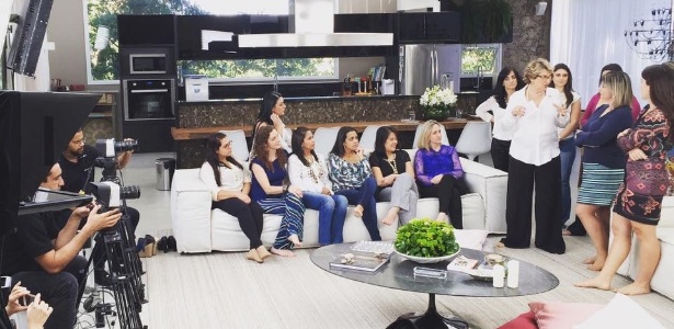 Bastidor de gravação do programa "Acontece Lá em Casa", do SBT - Reprodução/Facebook/Acontece Lá em Casa - Reprodução/Facebook/Acontece Lá em Casa