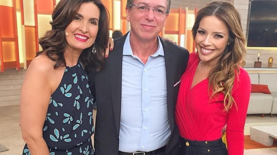Fátima Bernardes, Boninho e Renata Dominguez nos bastidores do "Encontro" - Reprodução/Instagram