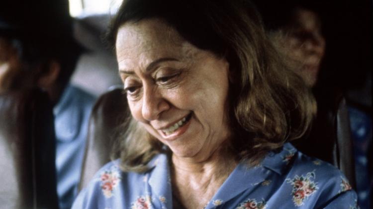Fernanda Montenegro em cena de "Central do Brasil" - Reprodução - Reprodução