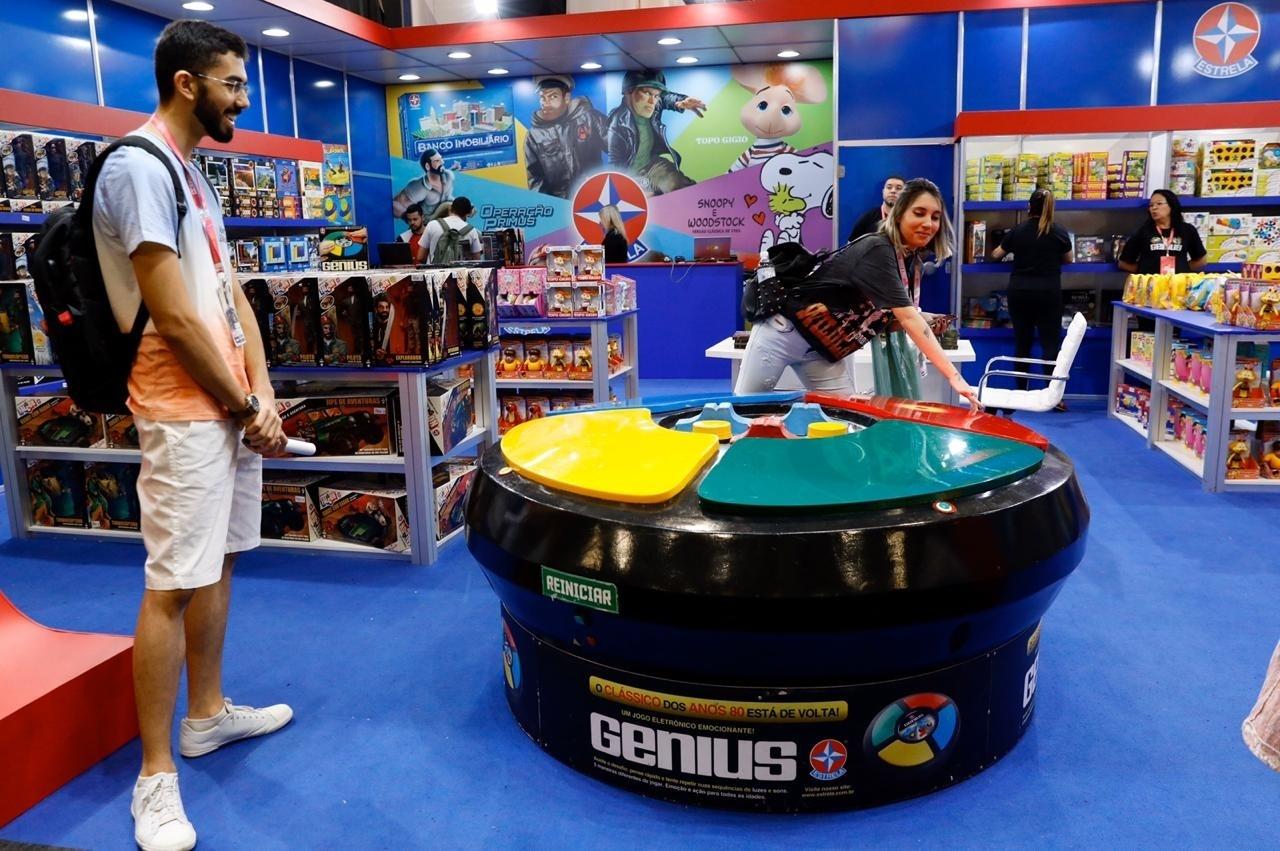 Loja da Estrela com brinquedos clássicos na CCXP 2019 - Mariana Pekin/UOL