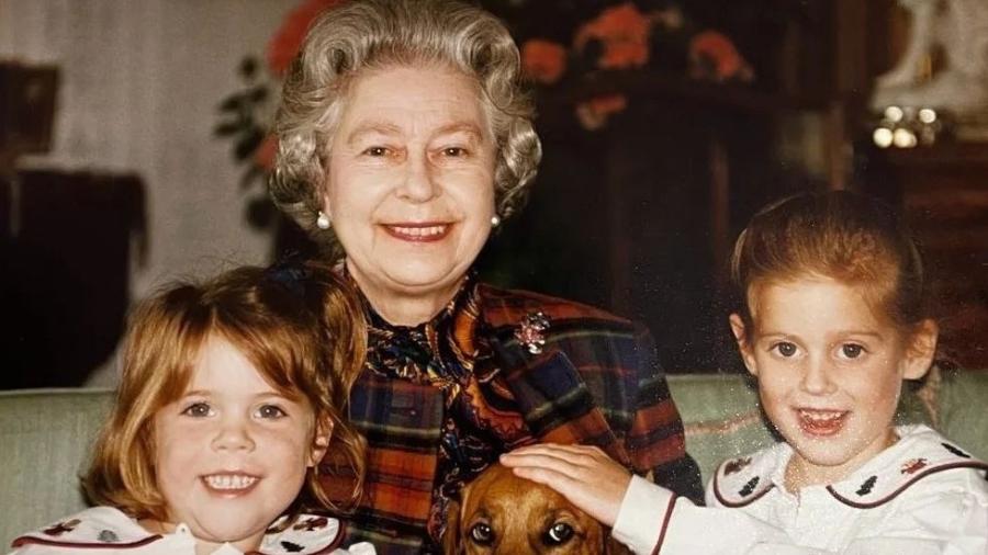 Princesas Beatrice e Eugenie se pronunciaram sobre a morte da rainha Elizabeth 2ª  - Reprdução/Instagram